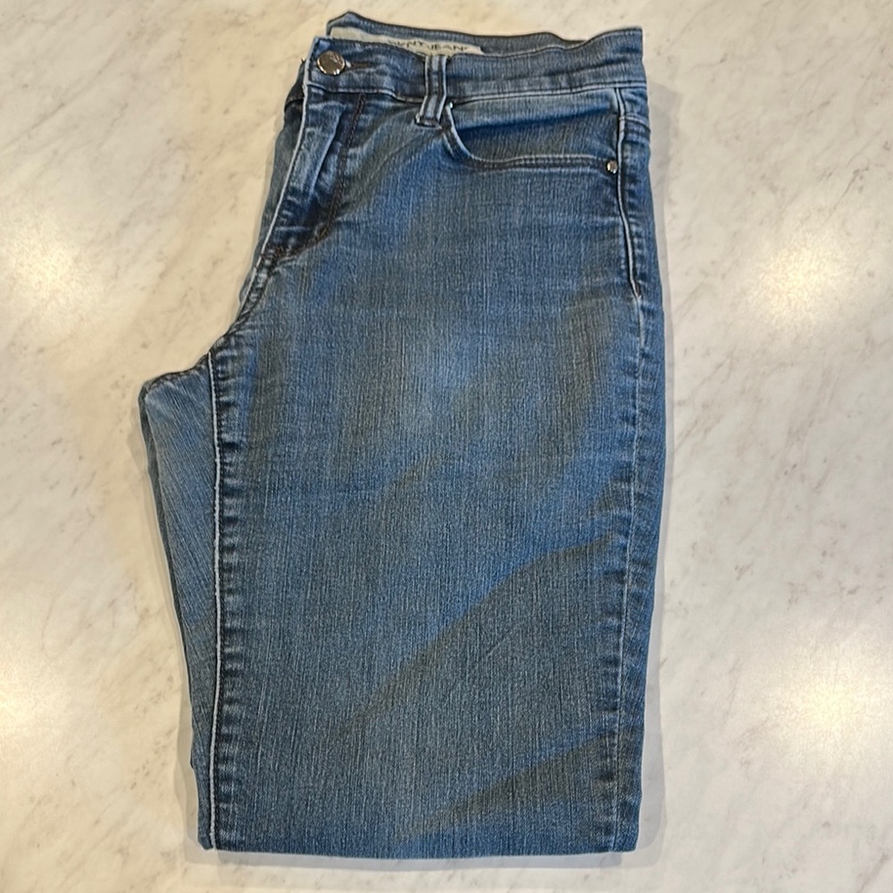 DKNY Women's Blue Jeans 6X30